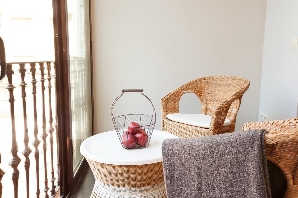 Easysleep Gaudi Terrace Apartment Barcelona Bagian luar foto