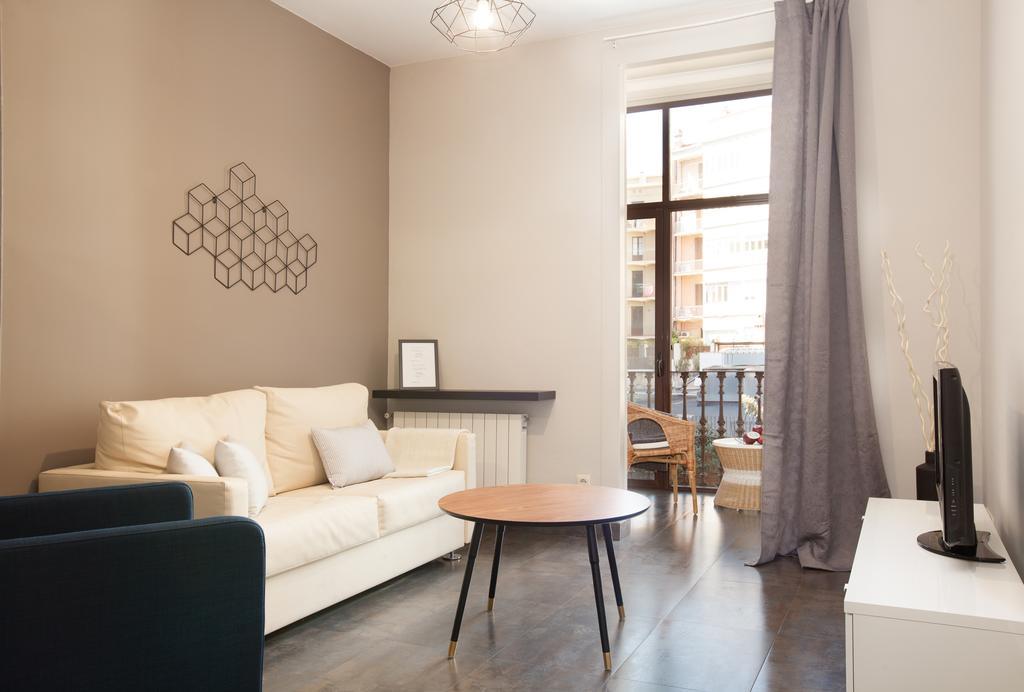 Easysleep Gaudi Terrace Apartment Barcelona Bagian luar foto