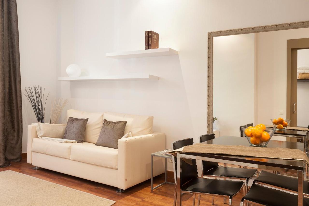 Easysleep Gaudi Terrace Apartment Barcelona Bagian luar foto