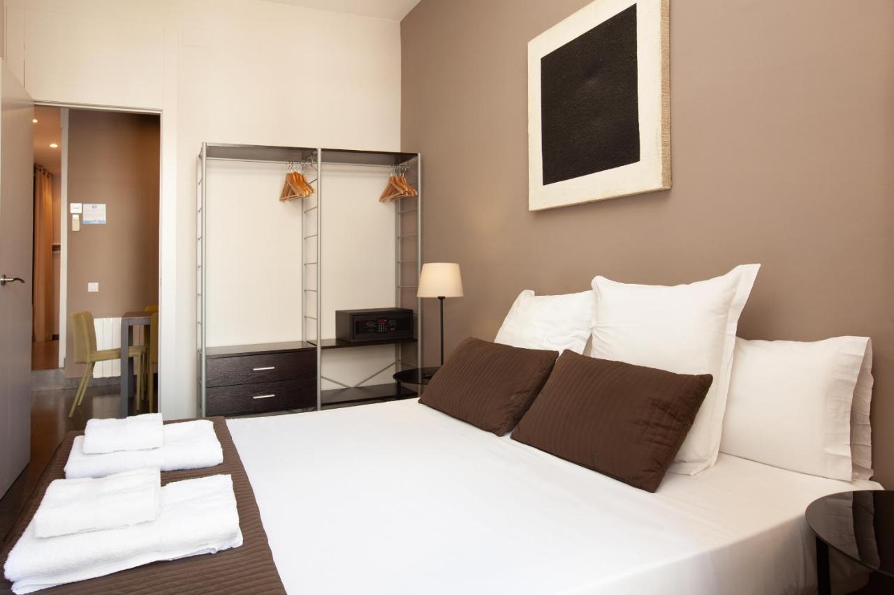 Easysleep Gaudi Terrace Apartment Barcelona Bagian luar foto
